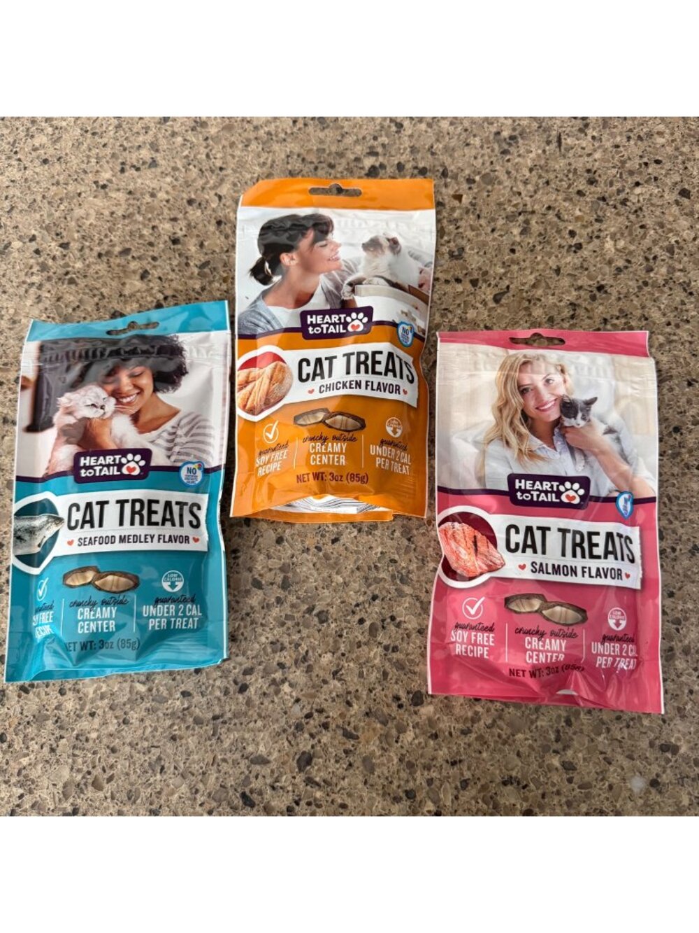 New 3 X 3 oz Heart to Tail Cat Treats Salmon Chicken Seafood Creamy Center